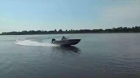 1 видео для Wyatboat-490 DCM