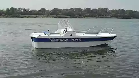 1 видео для Wyatboat-430 DCM (тримаран)