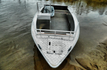 12 - Wyatboat-460 C 