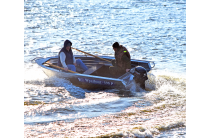 4 - Wyatboat-390 P 