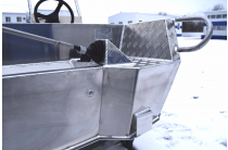 8 - Wyatboat-390 C 