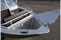 8 - Wyatboat-460 DCM 