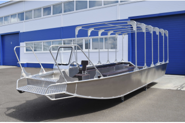 Wyatboat-600